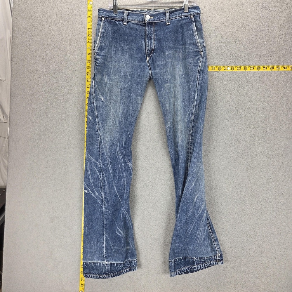 Vintage Levis Engineered Jeans Mens 31x32 Blue Twisted Zip Fly Medium Wash
